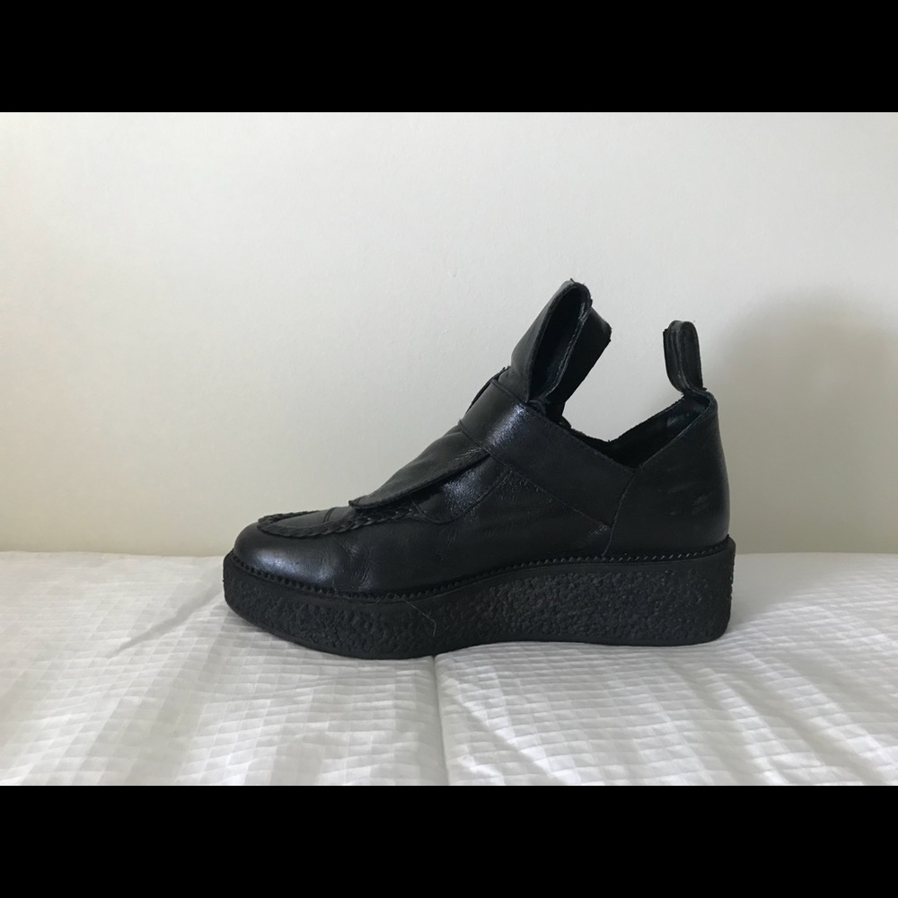 Boots - Picture 3 of 3